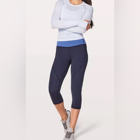 Lululemon Quick Feet Crop Leggings Navy Purple Mid Rise Pocket Logo Legging - Picture 2 of 8